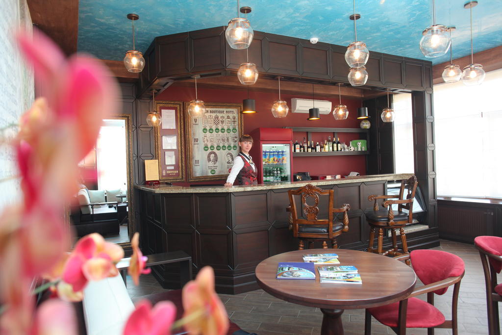 Fontush Boutique Hotel Ivano-Frankivsk Eksteriør billede